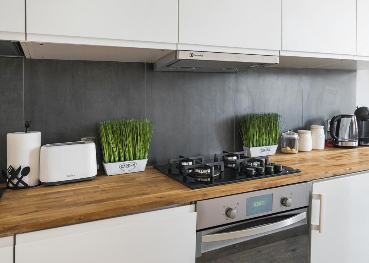 Cozy Apartment In The Centre Of Warsaw, Metro, Wi-Fi - By Hik Apartments Eksteriør bilde
